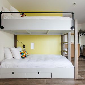 Quadruple Room Bath